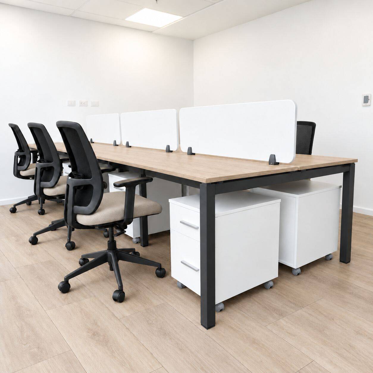 Bench Quadra Plus 6P - 2 Bench Quadra de 6 puestos | Escritorios Modulares VISSO