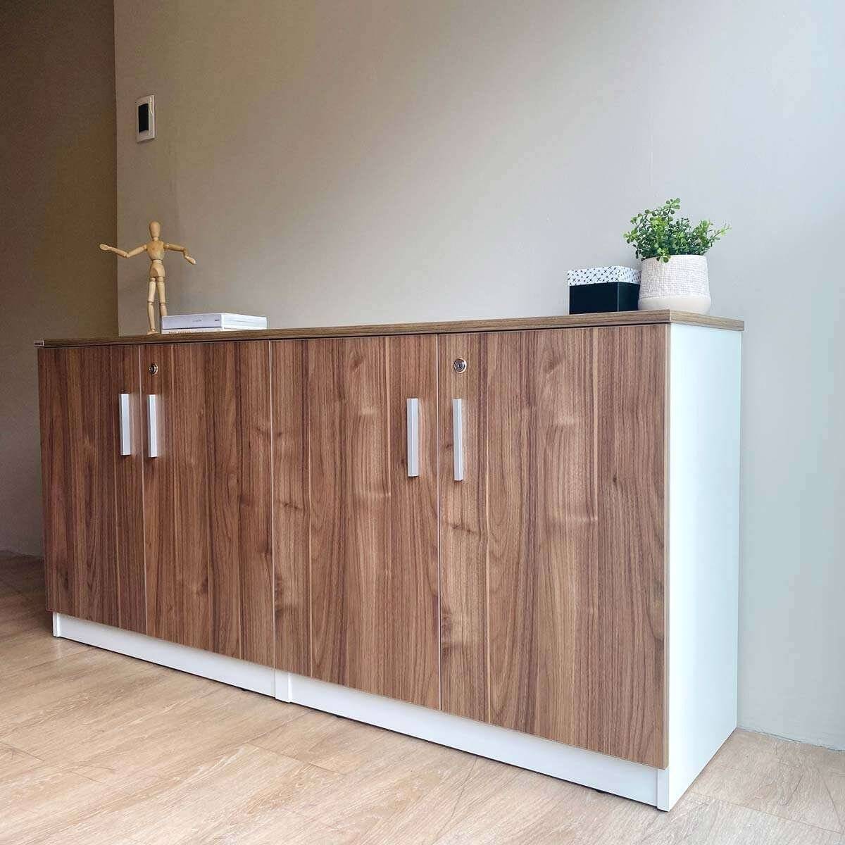 credenza-larga Credenza Doble con Puertas