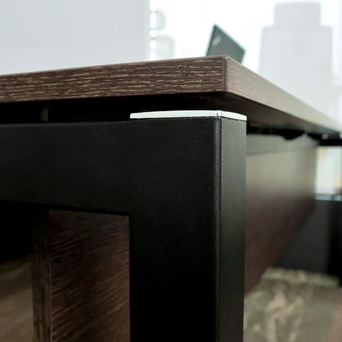 DETALLE ESCRITORIO FOCUS