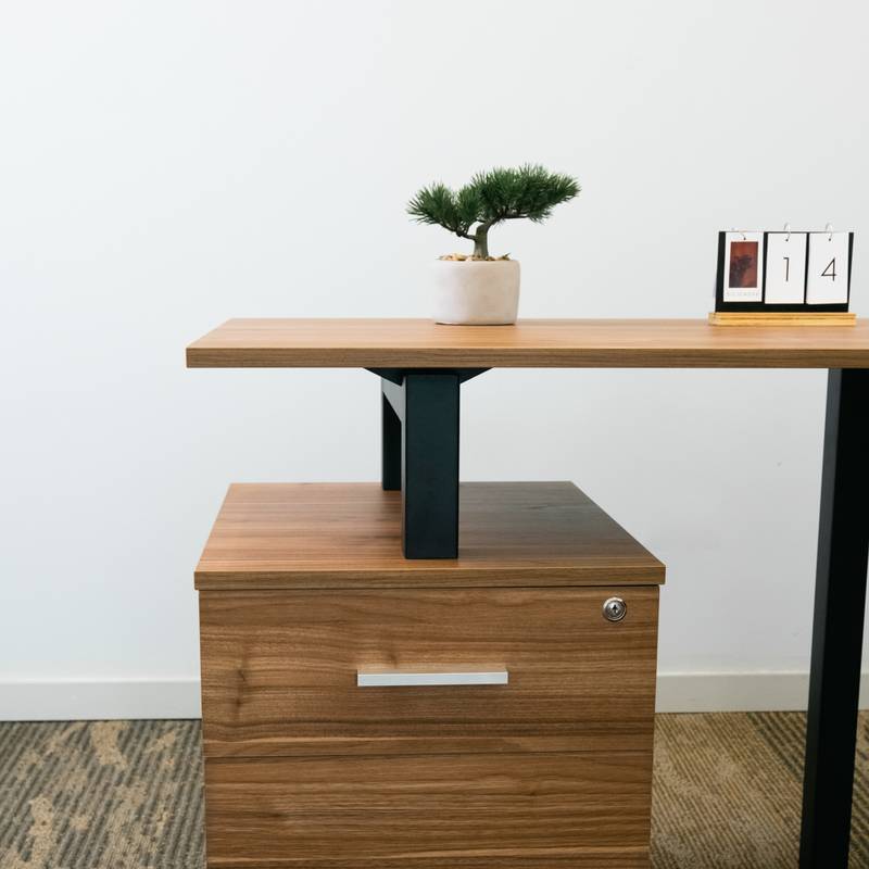 Escritorio en L Quadra – 7 Escritorio en L Quadra | Escritorio en L con cajones | Visso